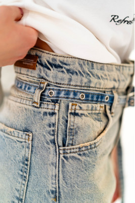 Джинси жіночі